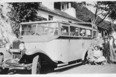 Lady Isabella Coach, a large taxi/bus from the 1950s/60s
